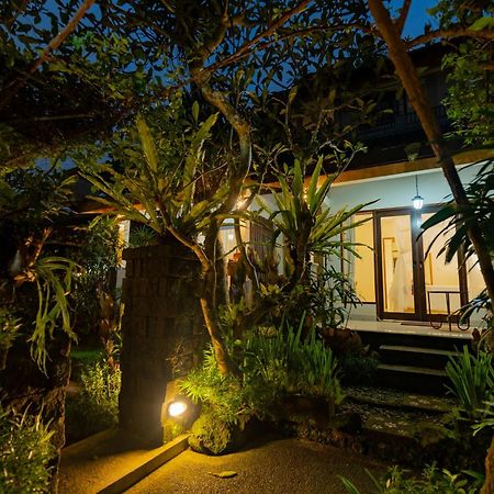 Desak Putu Putra Hidden Hotel Убуд Екстериор снимка
